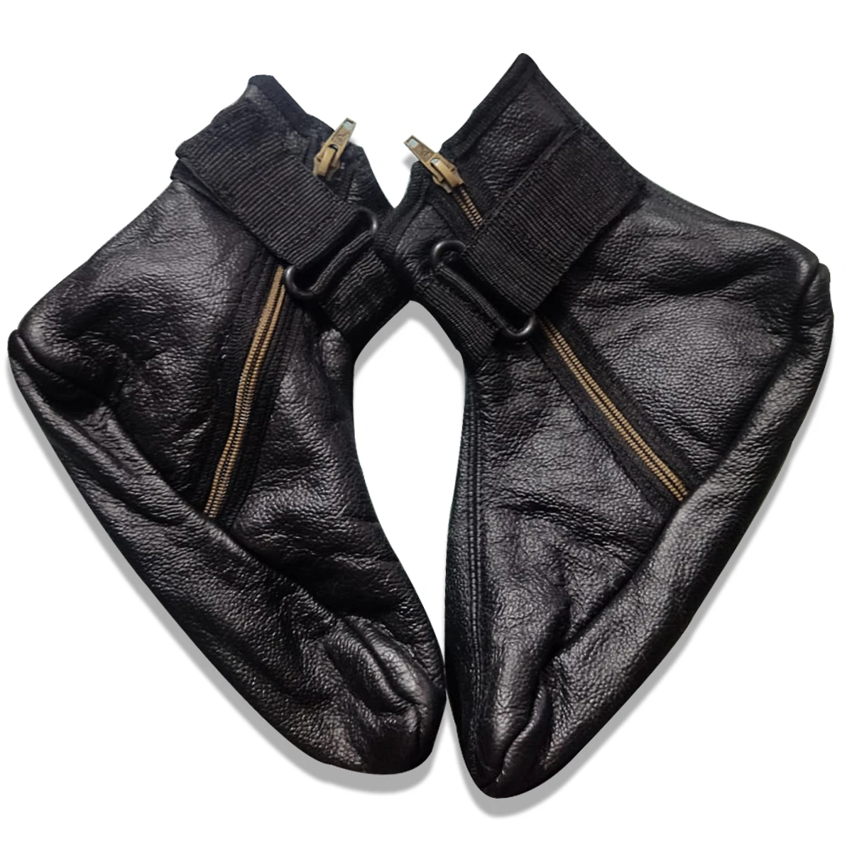 চামড়ায় তৈরি leather’s socks